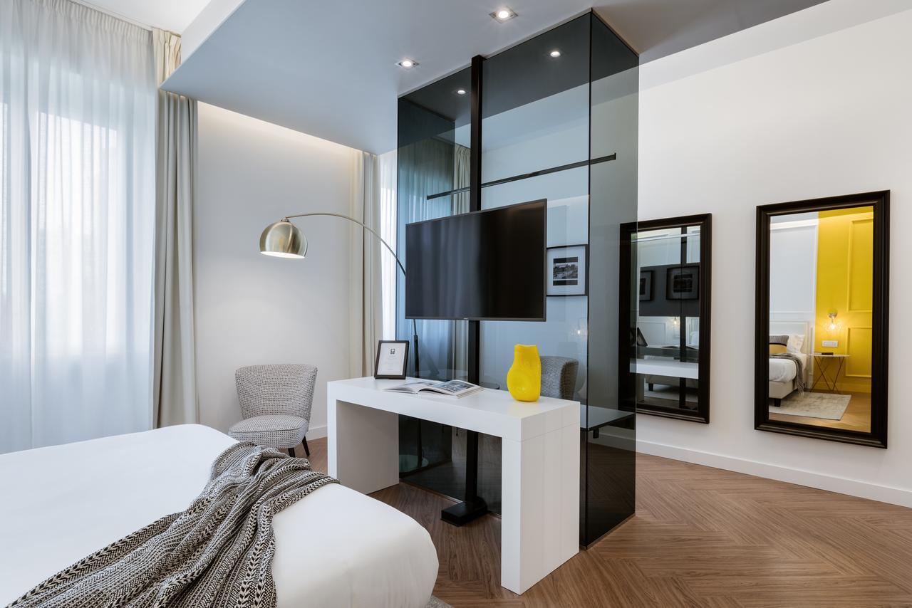 Birkin Marina Gasthuis Cagliari